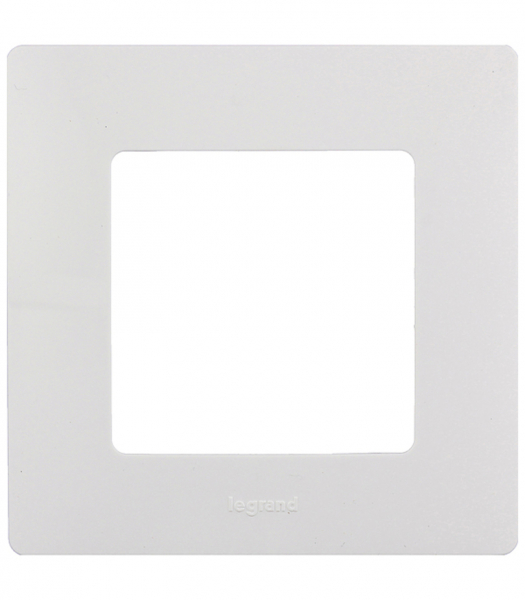 Рамка Legrand Etika 672501 одноместная универсальная белая
